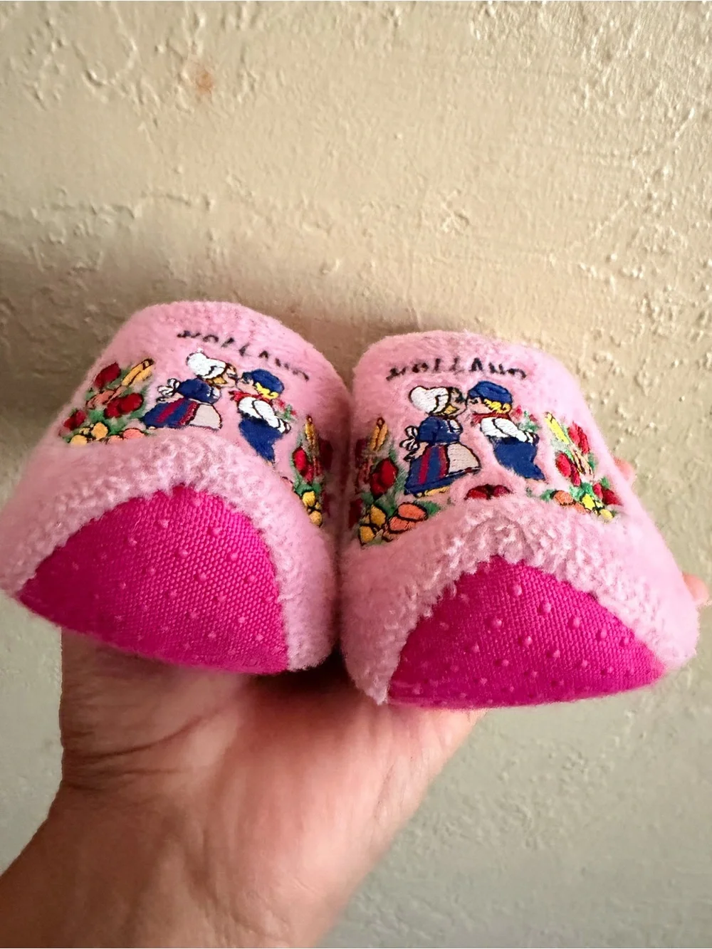 Kids Pink Holland Embroidered Slippers